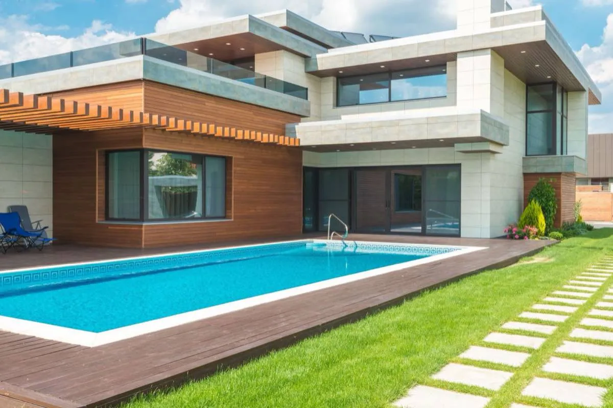 Weekly Pool Cleaning & Service in Killeen, TX